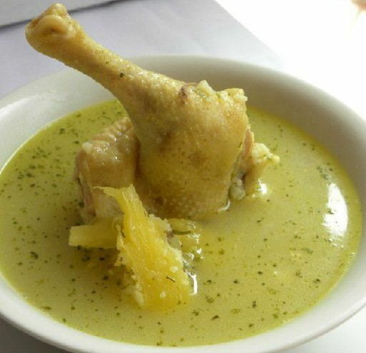 Caldo de Gallina Criolla